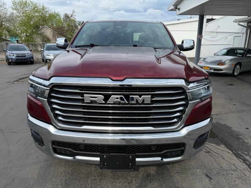 RAM 1500 Laramie Crew Cab SWB 4WD 2025