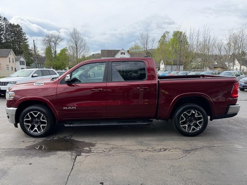 RAM 1500 Laramie Crew Cab SWB 4WD 2025