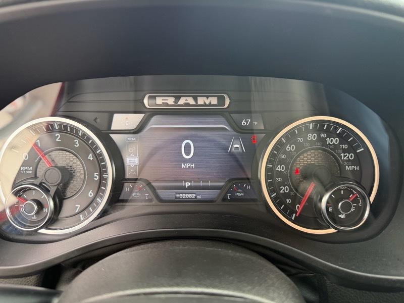 RAM 1500 Laramie Crew Cab SWB 4WD 2025