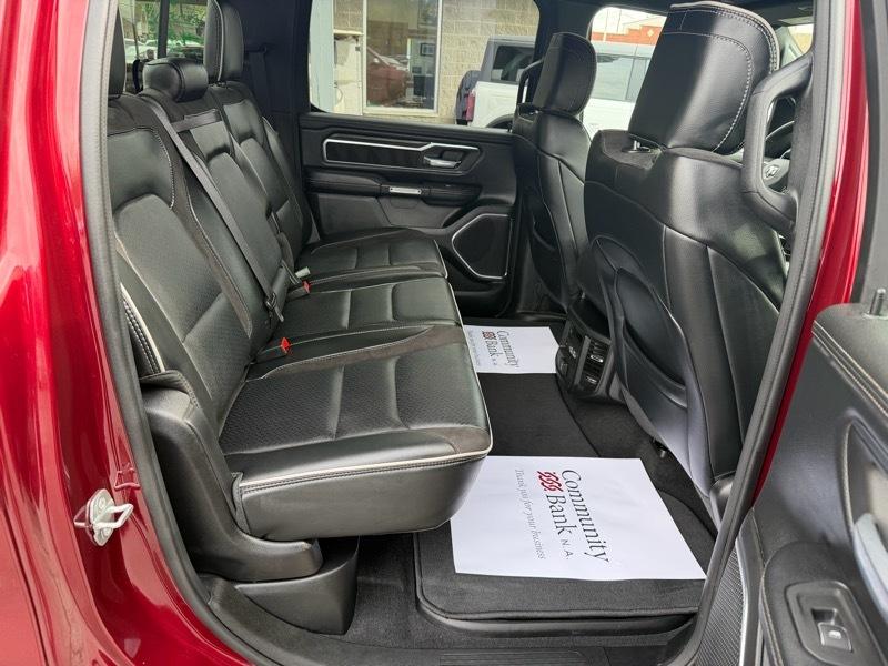 RAM 1500 Laramie Crew Cab SWB 4WD 2025