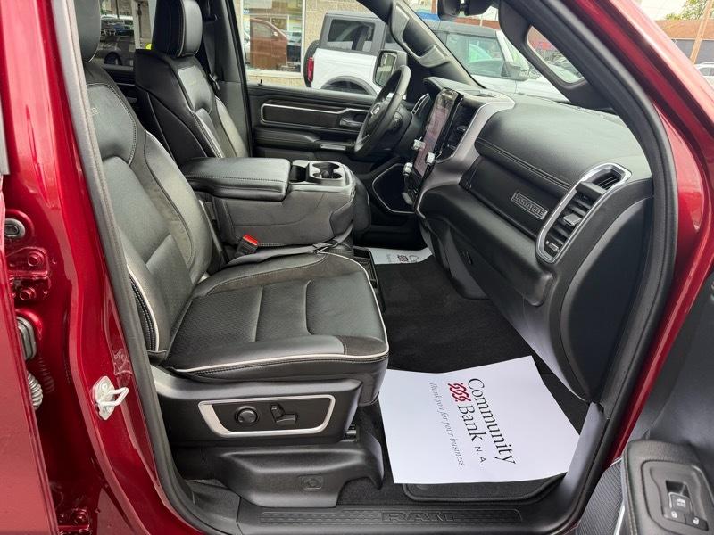 RAM 1500 Laramie Crew Cab SWB 4WD 2025