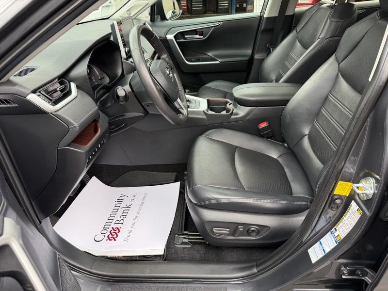 Toyota RAV4 Limited AWD 2020