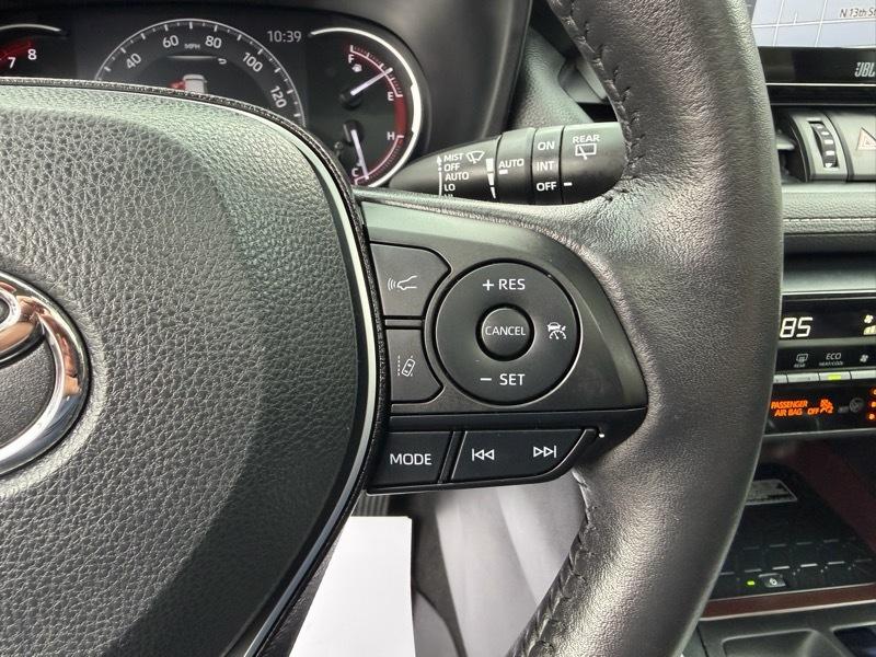 Toyota RAV4 Limited AWD 2020