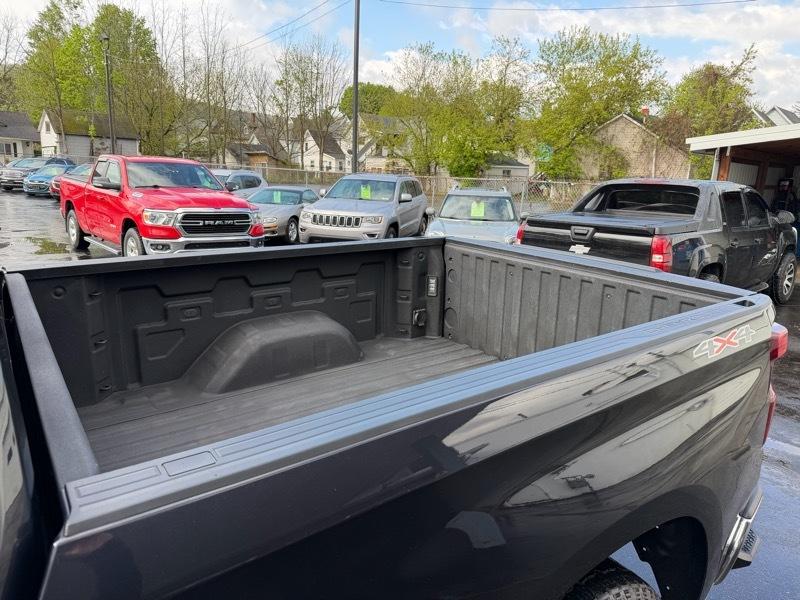 Chevrolet Silverado 1500 LT-L Double Cab 4WD 2022