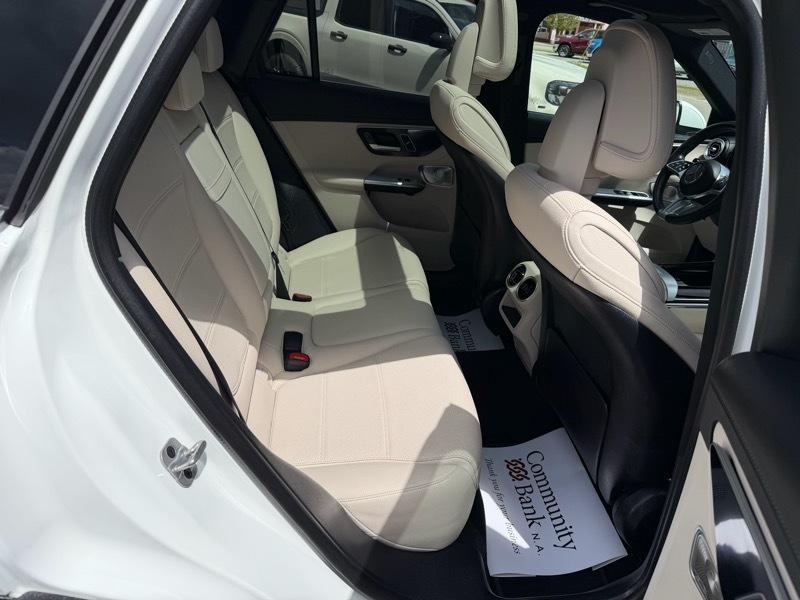Mercedes-Benz GLC-Class GLC300 4MATIC 2023