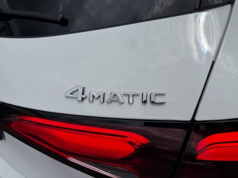 Mercedes-Benz GLC-Class GLC300 4MATIC 2023