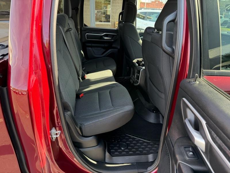RAM 1500 Big Horn Quad Cab 4WD 2020