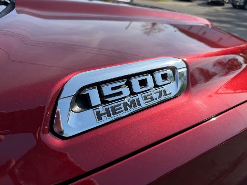 RAM 1500 Big Horn Quad Cab 4WD 2020