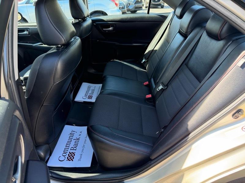 Toyota Camry SE 2017