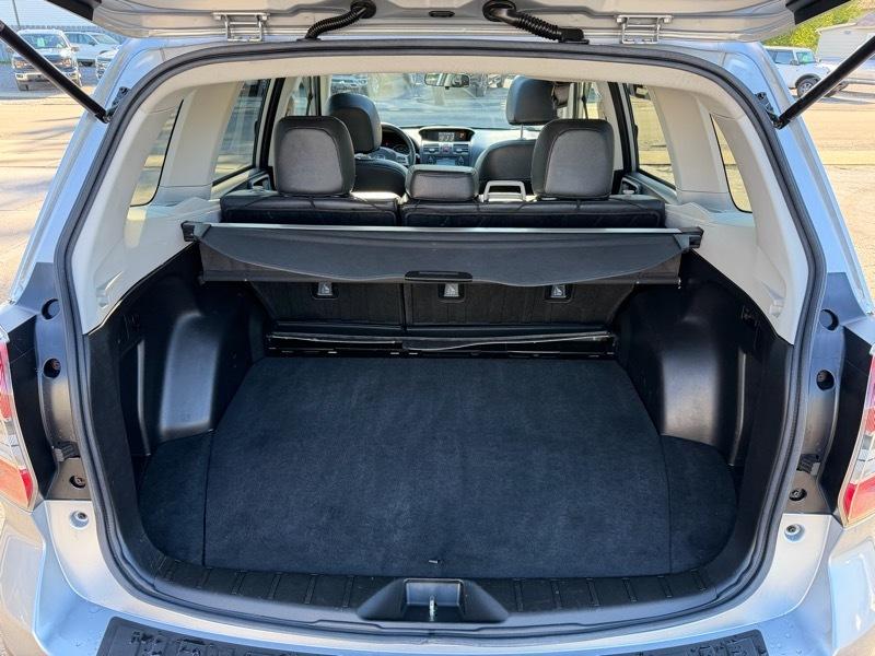 Subaru Forester 2.5i Premium PZEV CVT 2015