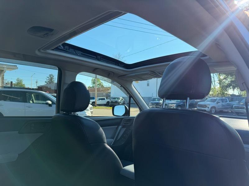 Subaru Forester 2.5i Premium PZEV CVT 2015