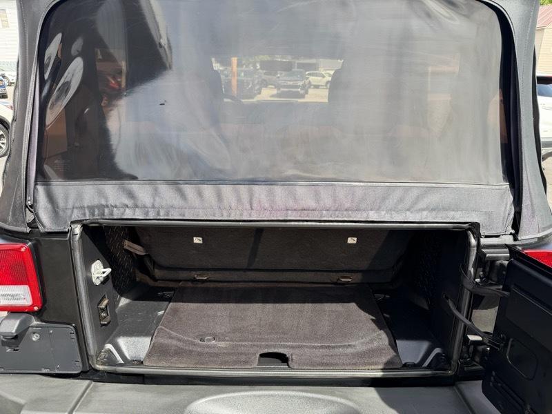 Jeep Wrangler Sport 4WD 2015