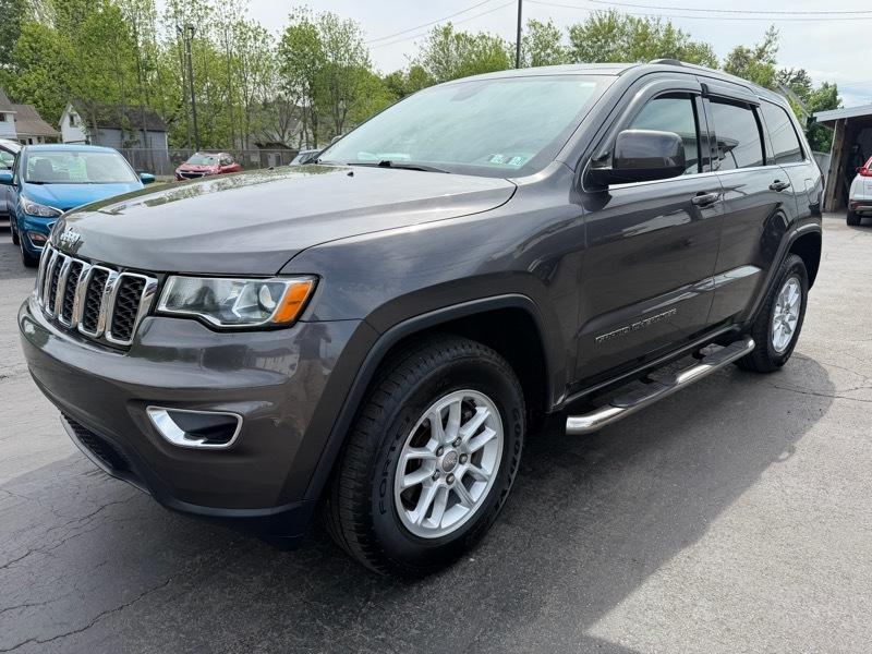 Jeep Grand Cherokee Laredo 4WD 2020