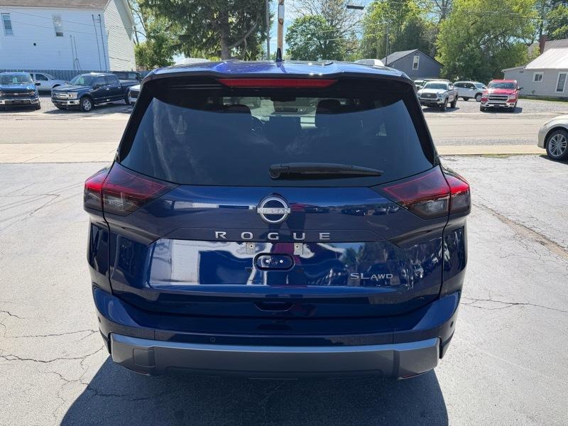 Nissan Rogue SL AWD 2026