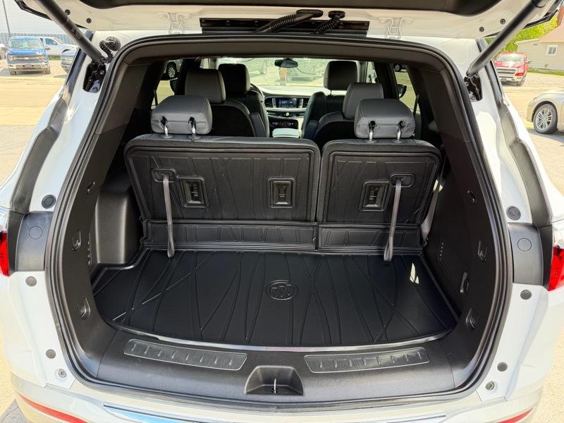 Buick Enclave Essence AWD 2024