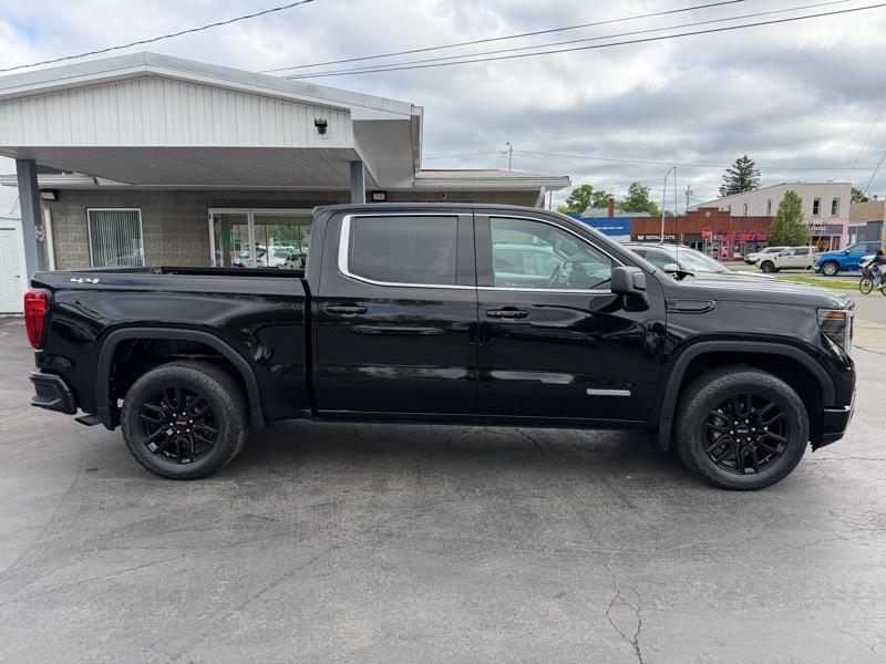 GMC Sierra 1500 Elevation L Crew Cab 4WD 2022