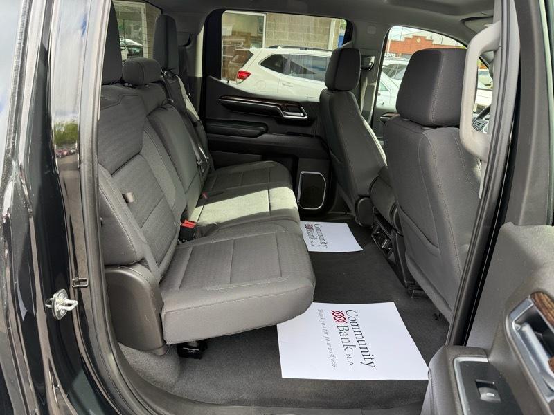 GMC Sierra 1500 Elevation L Crew Cab 4WD 2022