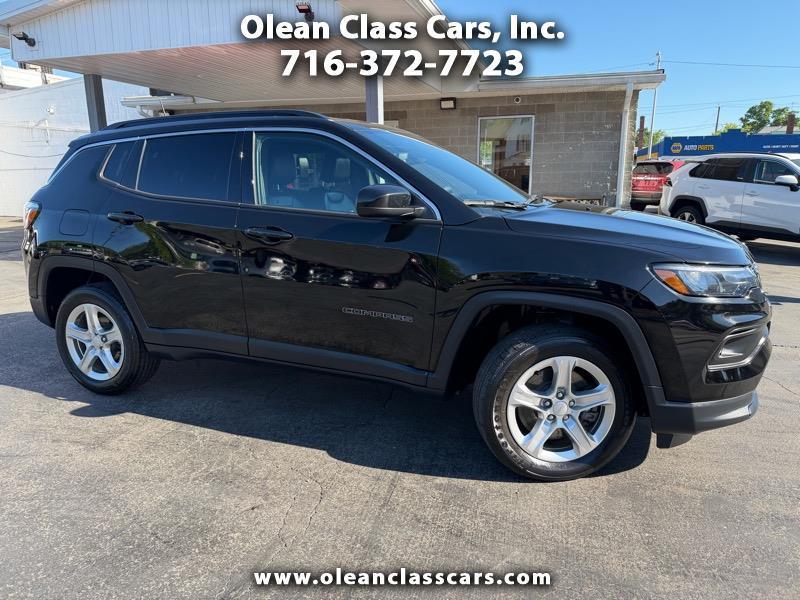 2023 Jeep Compass Latitude 4X4's photo