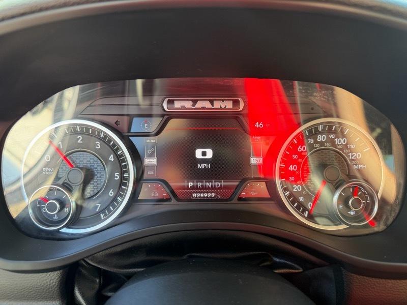 RAM 1500 Laramie Crew Cab SWB 4WD 2022