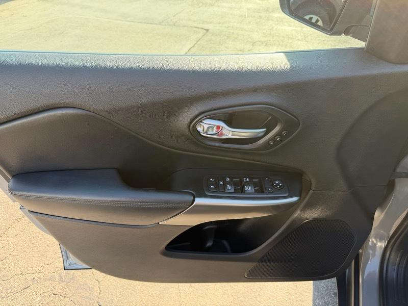 Jeep Cherokee Limited 4WD 2020