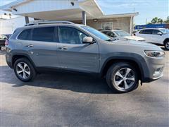 2020 Jeep Cherokee 