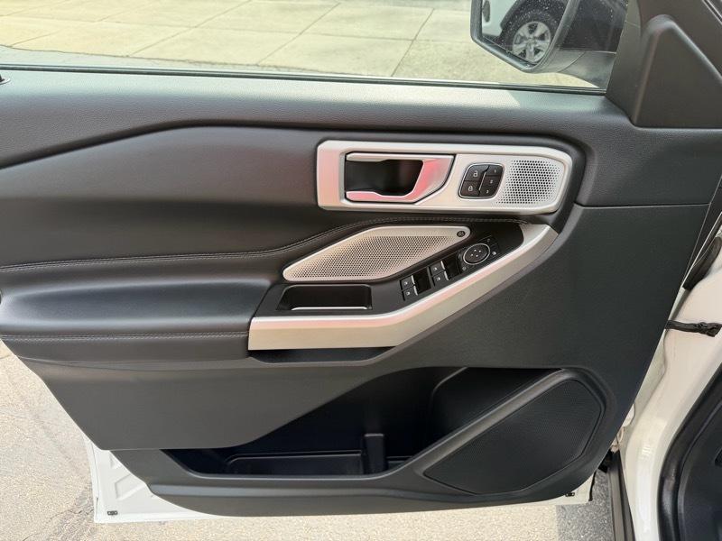 Ford Explorer Limited AWD 2023