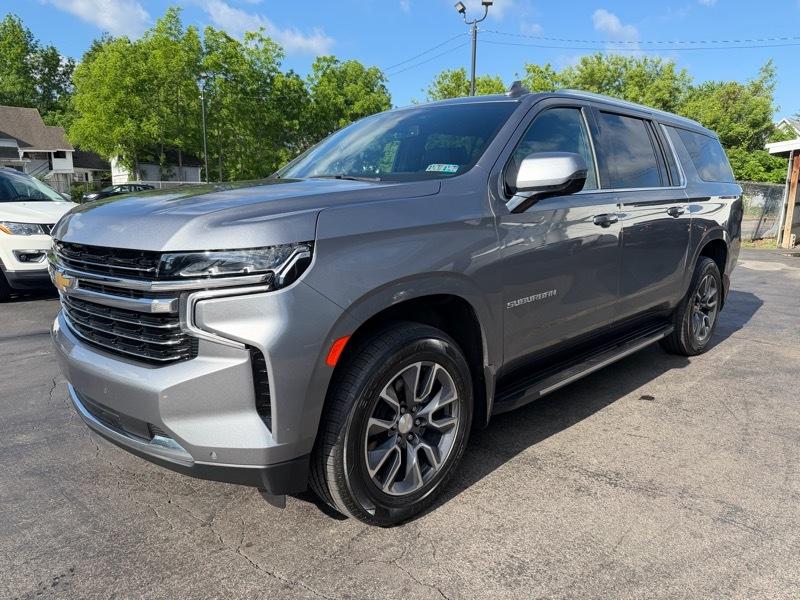 Chevrolet Suburban LT 4WD 2022