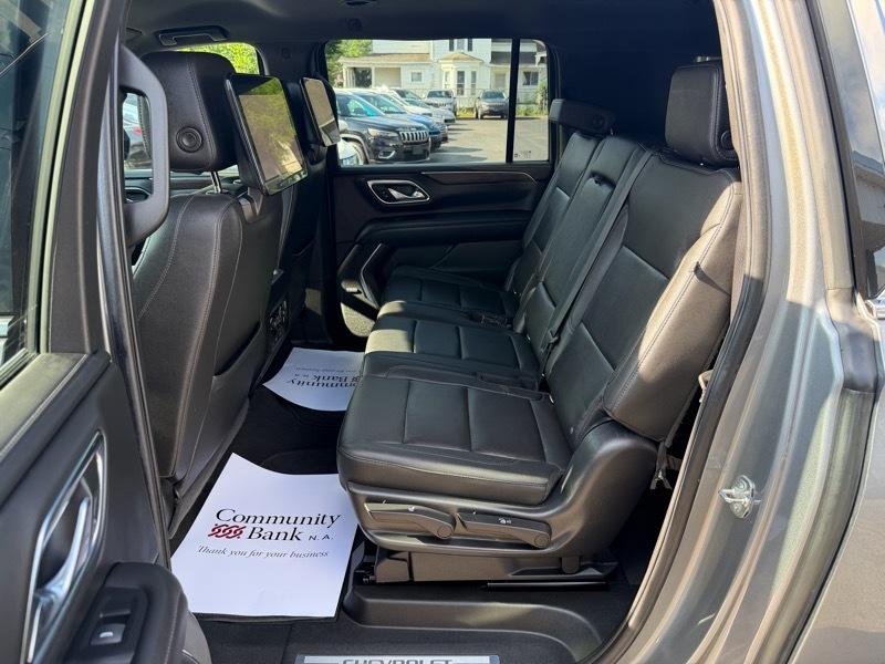 Chevrolet Suburban LT 4WD 2022