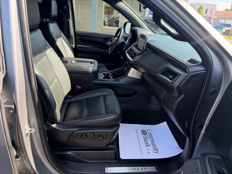 Chevrolet Suburban LT 4WD 2022