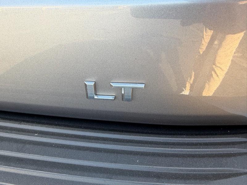Chevrolet Suburban LT 4WD 2022
