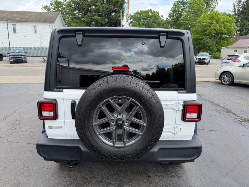Jeep Wrangler Sport 2024