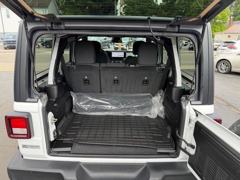 Jeep Wrangler Sport 2024