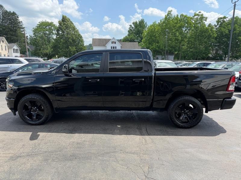 RAM 1500 Big Horn Crew Cab SWB 4WD 2023