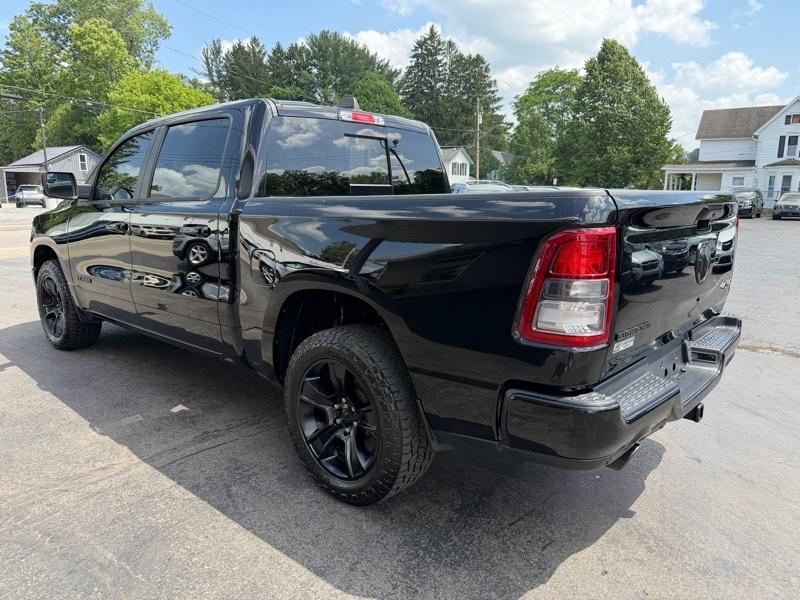 RAM 1500 Big Horn Crew Cab SWB 4WD 2023