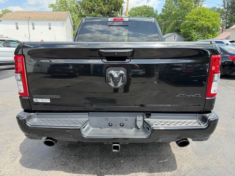 RAM 1500 Big Horn Crew Cab SWB 4WD 2023