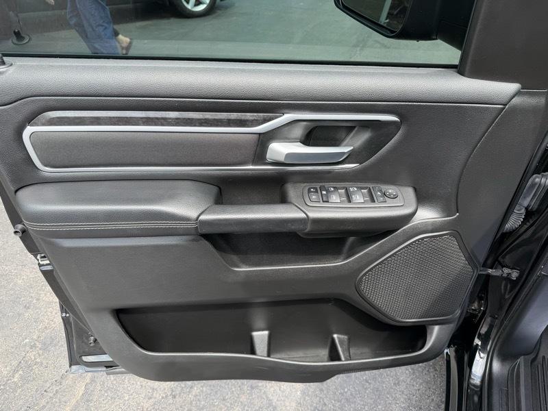 RAM 1500 Big Horn Crew Cab SWB 4WD 2023
