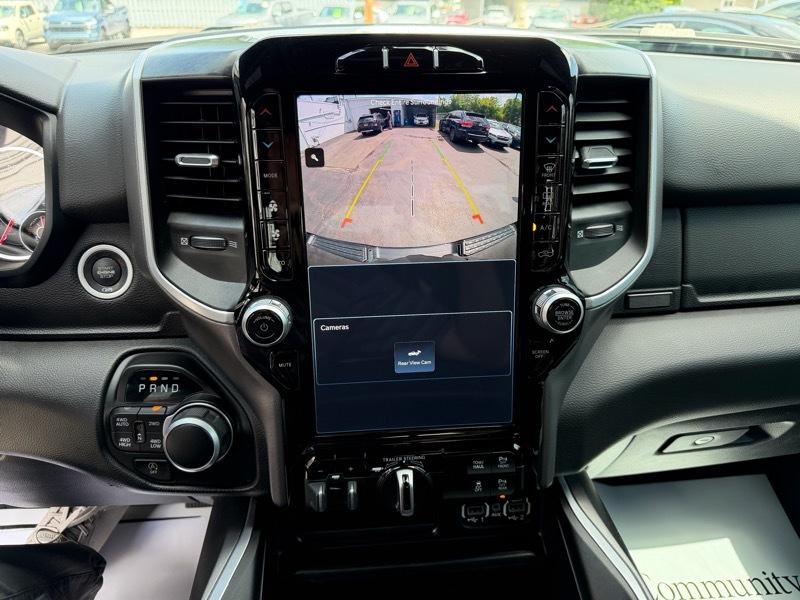 RAM 1500 Big Horn Crew Cab SWB 4WD 2023