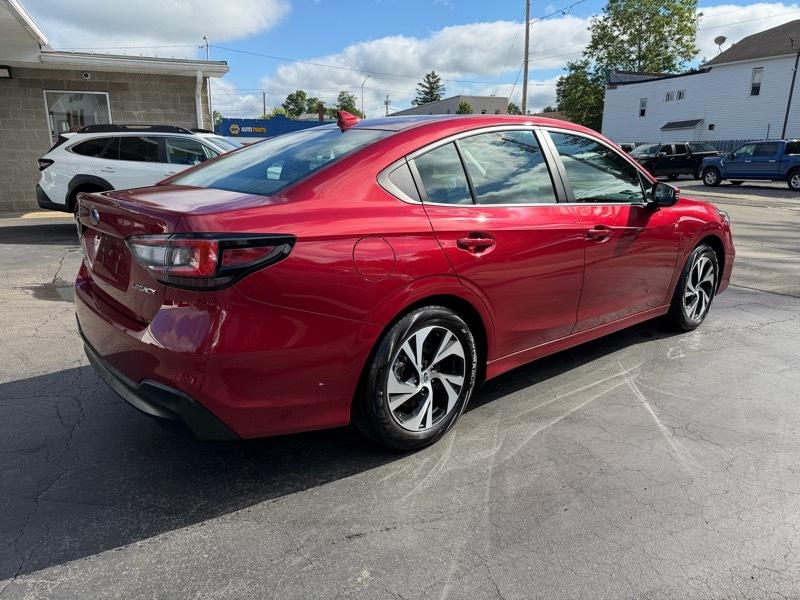Subaru Legacy Premium 2025