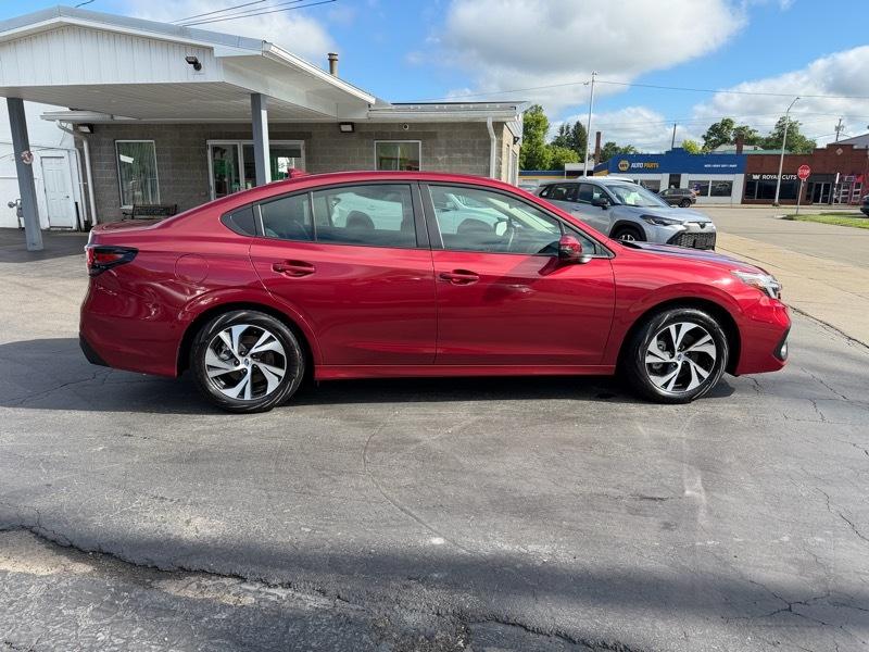 Subaru Legacy Premium 2025