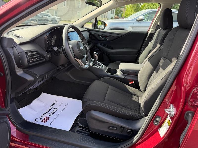 Subaru Legacy Premium 2025