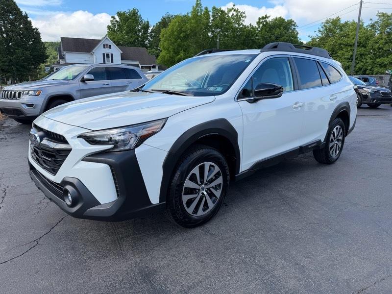 Subaru Outback Premium 2025