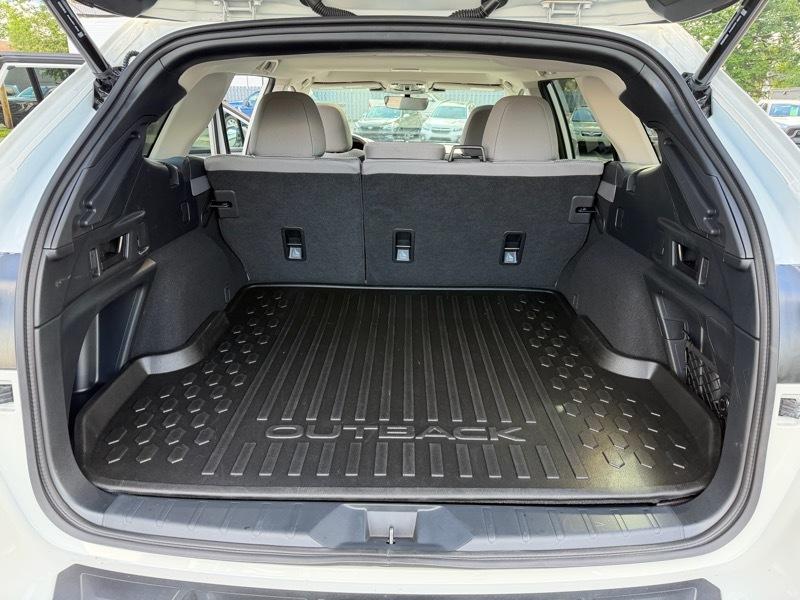 Subaru Outback Premium 2025