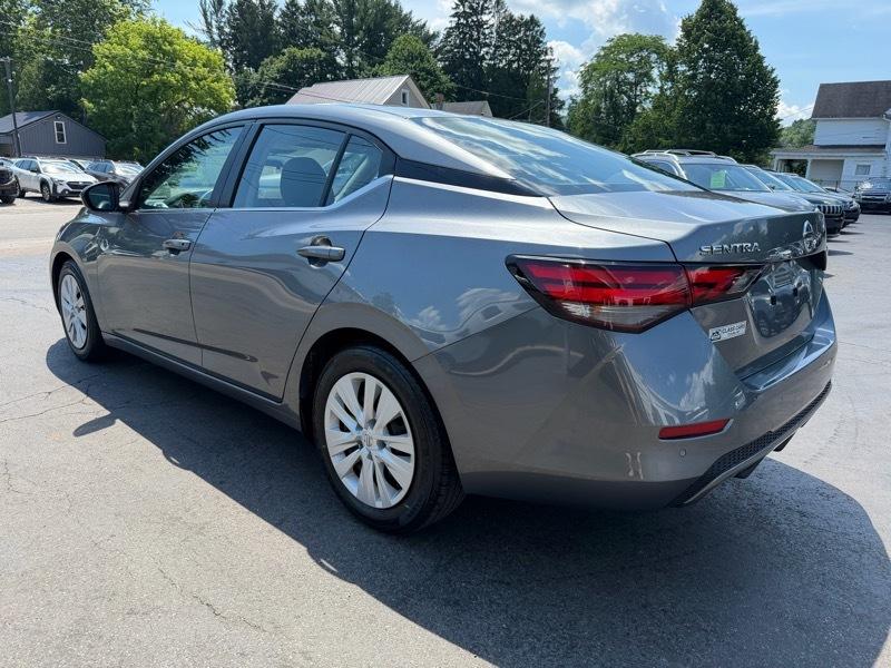 Nissan Sentra S 2022