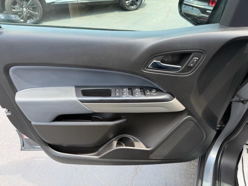 Chevrolet Colorado Z71 Crew Cab 2WD Short Box 2020