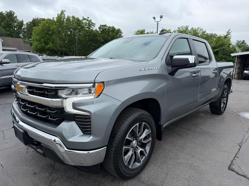 Chevrolet Silverado 1500 LT Crew Cab 4WD 2023
