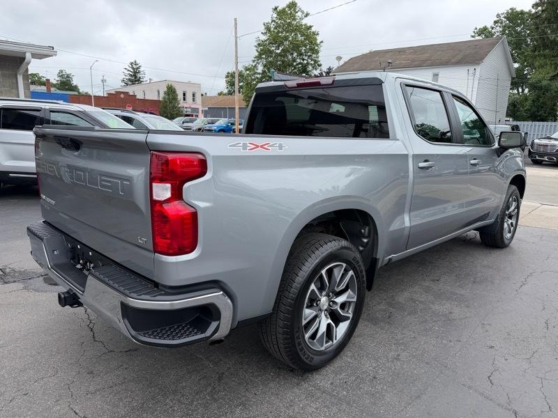 Chevrolet Silverado 1500 LT Crew Cab 4WD 2023
