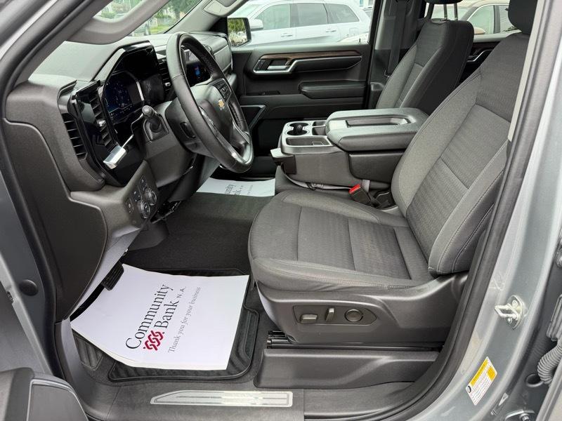 Chevrolet Silverado 1500 LT Crew Cab 4WD 2023