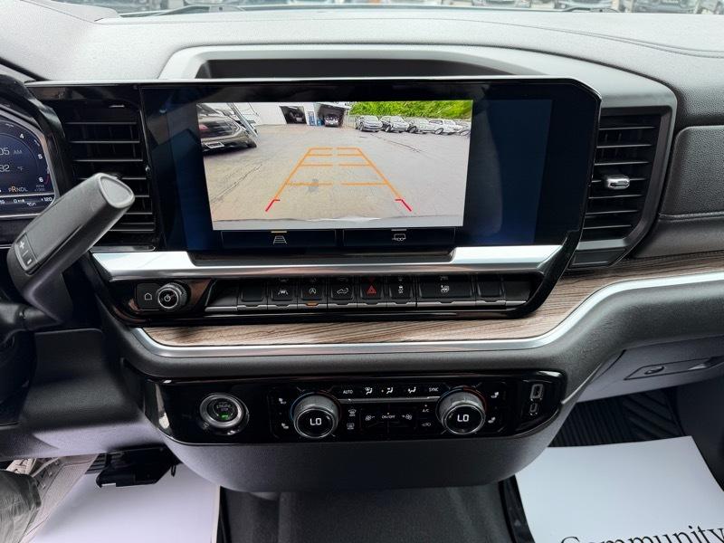 Chevrolet Silverado 1500 LT Crew Cab 4WD 2023