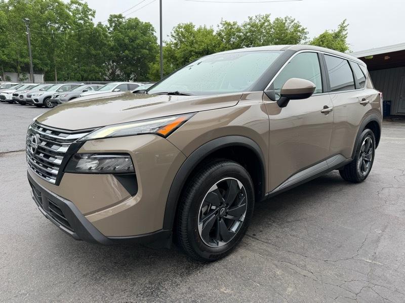 Nissan Rogue SV AWD 2025