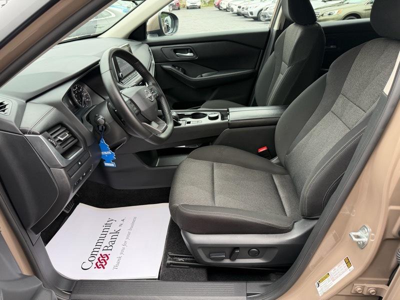 Nissan Rogue SV AWD 2025